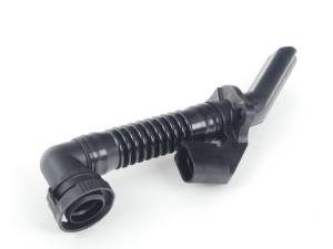 Passat - B6 3.6L (2006-2009) - Crankcase breather hose from valve cover 3.6L 2006-2008 all - gates brand -